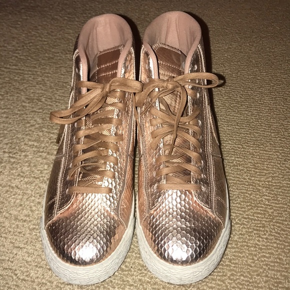 nike blazer rose gold
